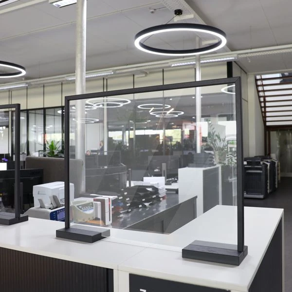 Hygiene-/ Spuckschutz / Virenschutz Aus Plexiglas - 63 X 80 Cm 4 Hygiene-/ Spuckschutz / Virenschutz Aus Plexiglas - 63 X 80 Cm – Bild 4