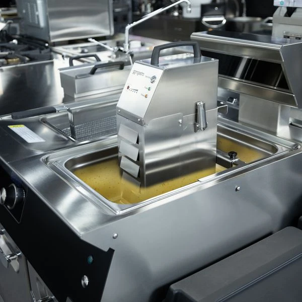 Tragbarer Akku-Frittierölfilter - 50 Liter/Minute - Für Max. 20 Liter Fritteusen 11 Tragbarer Akku-Frittierölfilter - 50 Liter/Minute - Für Max. 20 Liter Fritteusen – Bild 11